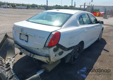 2011 Lincoln Mks from USA, damaged, VIN 1LNHL9DR8BG611276